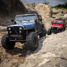 Load image into Gallery viewer, SCX10 III Jeep CJ-7 4WD Brushed RTR