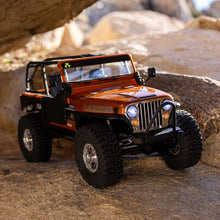 Load image into Gallery viewer, 1/10 SCX10 III Jeep CJ-7 4X4 RTR Brushed Rock Crawler