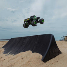 Load image into Gallery viewer, 1/16 QUAKE GROM 4X4 RTR Brushed Monster Truck (Battery &amp; Charger Included)
