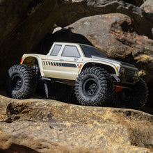 Load image into Gallery viewer, 1/10 SCX10 III Coyote 4X4 RTR Rock Crawler
