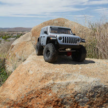 Load image into Gallery viewer, 1/6 SCX6 Jeep JLU Wrangler 4WD Crawler
